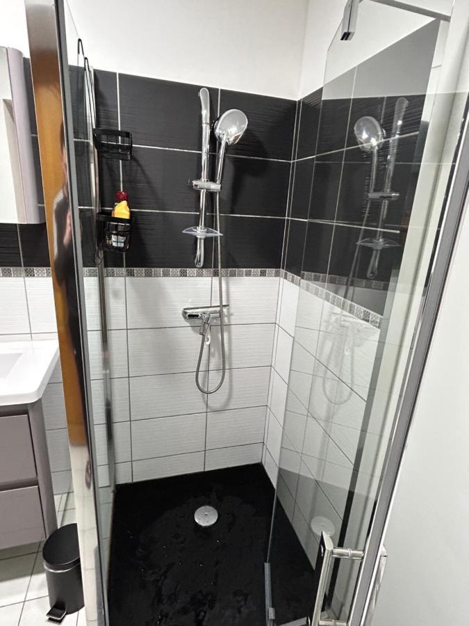 Appartement Hyper Centre Diamerisma Charleville-Mézières Buitenkant foto